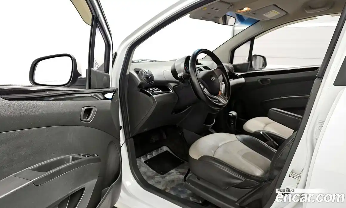 Chevrolet Matiz 2011 1.0 Автомат в Москве № 201735, фото 13