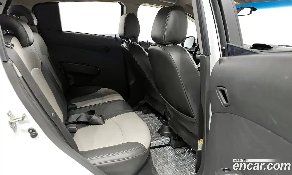 Chevrolet Matiz 2011 1.0 Автомат в Москве № 201735, фото 18