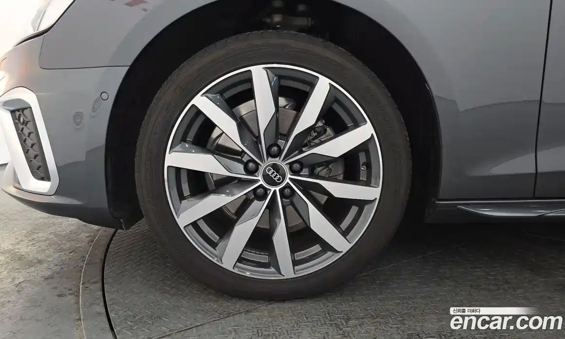 Audi A4 2023 2.0 Автомат в Москве № 204047, фото 19