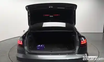 Audi A4 2023 2.0 Автомат в Москве № 204047, миниатюра 4