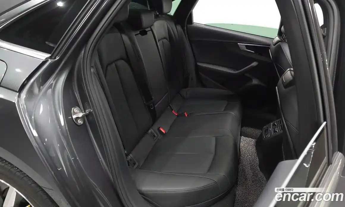 Audi A4 2023 2.0 Автомат в Москве № 204047, фото 8