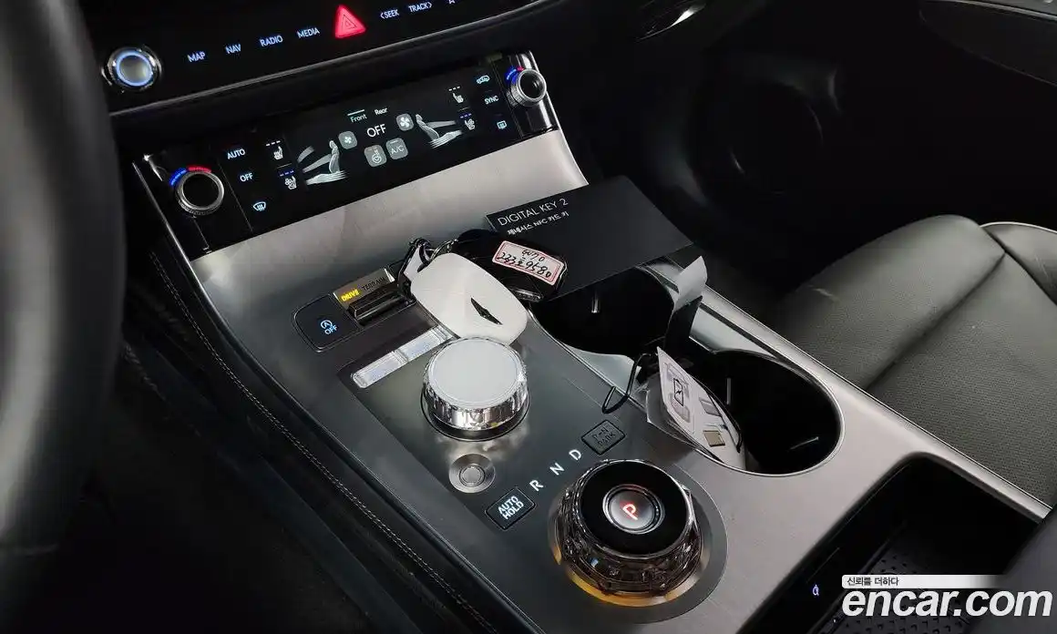 Genesis GV70 2025 2.5 Автомат в Москве № 20823, фото 15