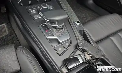 Audi A4 2019 2.0 Автомат в Москве № 212378, миниатюра 7