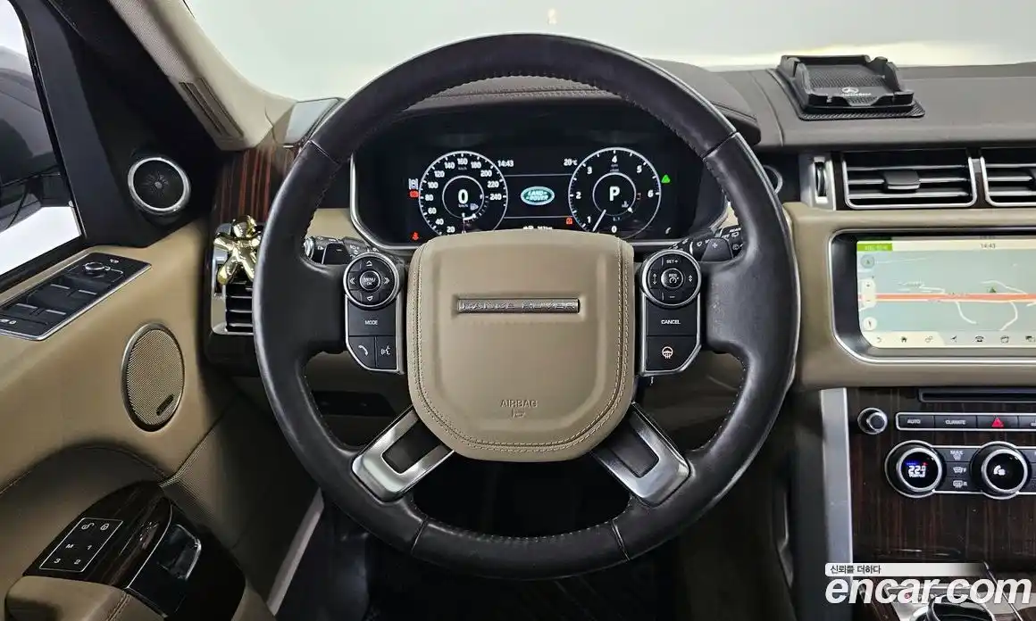 Land Rover Range-Rover 2017 4.4 Автомат в Москве № 213485, фото 8