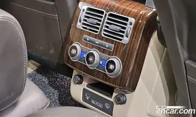 Land Rover Range-Rover 2017 4.4 Автомат в Москве № 213485, миниатюра 10