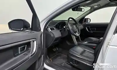 Land Rover Discovery Sport, 2017