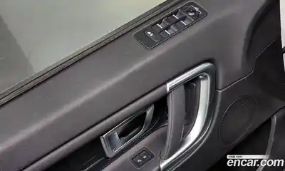 Land Rover Discovery Sport 2017 2.0 Автомат в Москве № 213561, миниатюра 12