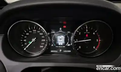 Land Rover Discovery Sport 2017 2.0 Автомат в Москве № 213561, миниатюра 2