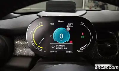 Mini Cooper 2022 Автомат в Москве № 213786, миниатюра 11