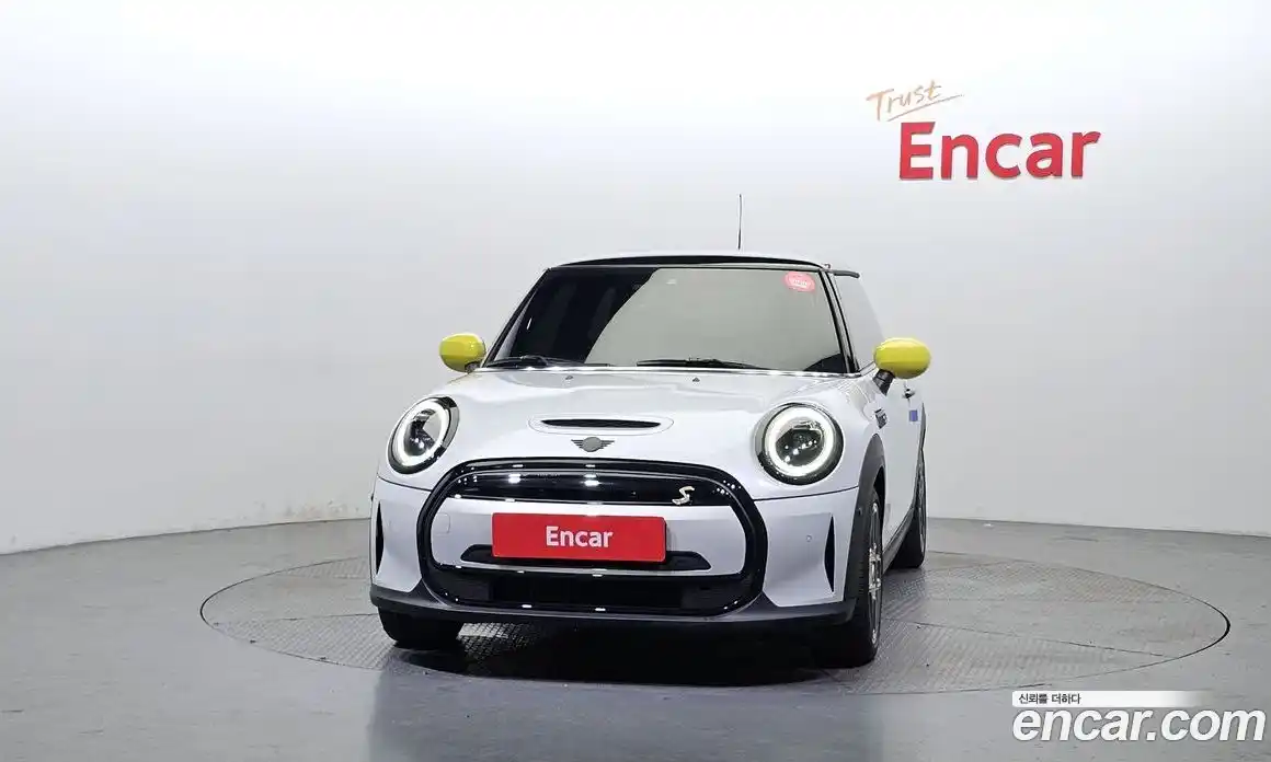 Mini Cooper 2022 Автомат в Москве № 213786, фото 14