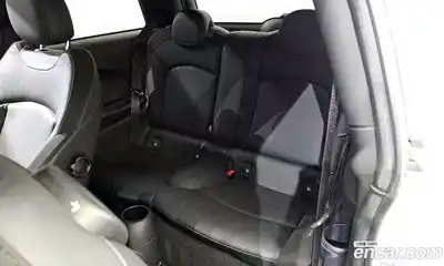 Mini Cooper 2022 Автомат в Москве № 213786, миниатюра 3