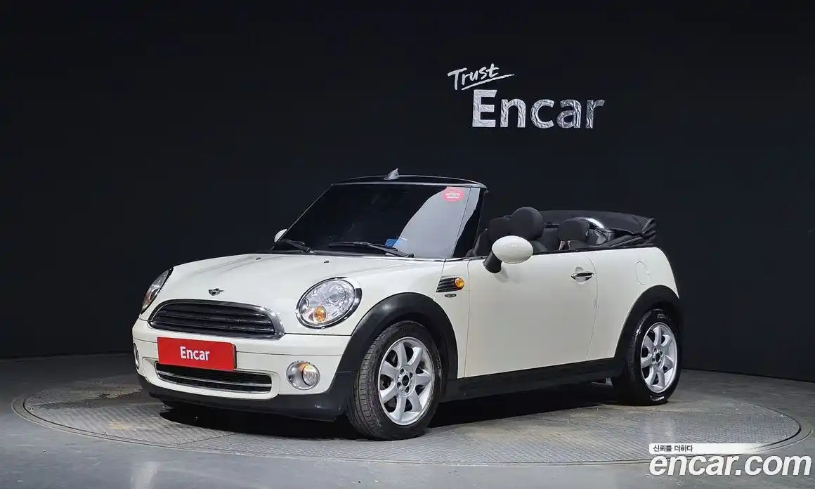 Mini Cooper Convertible 2009 1.6 Автомат в Москве № 214405, фото 18