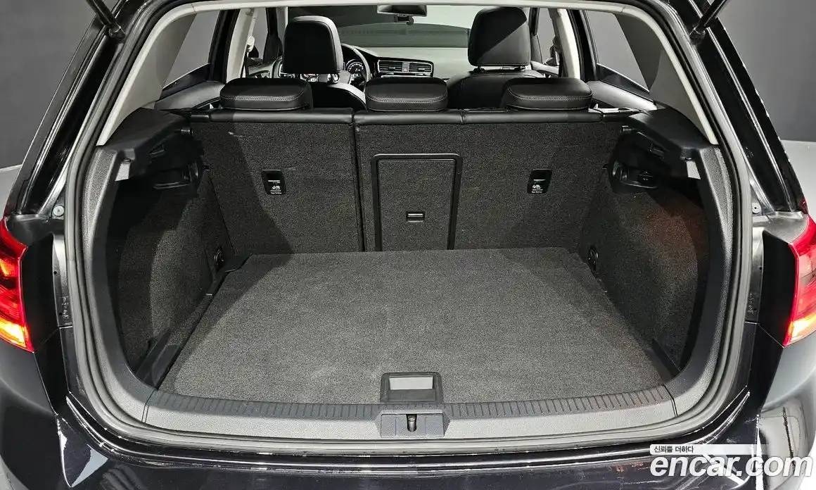 Volkswagen Golf 2015 2.0 Автомат в Москве № 215219, фото 1