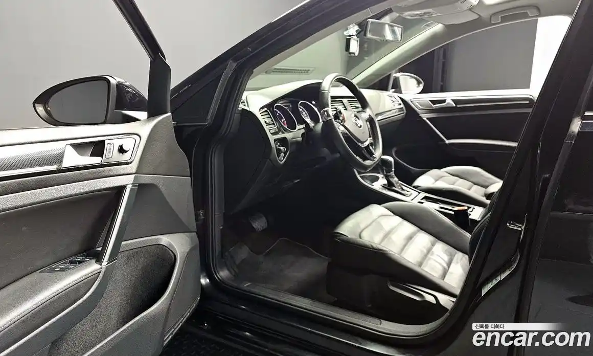 Volkswagen Golf 2015 2.0 Автомат в Москве № 215219, фото 15