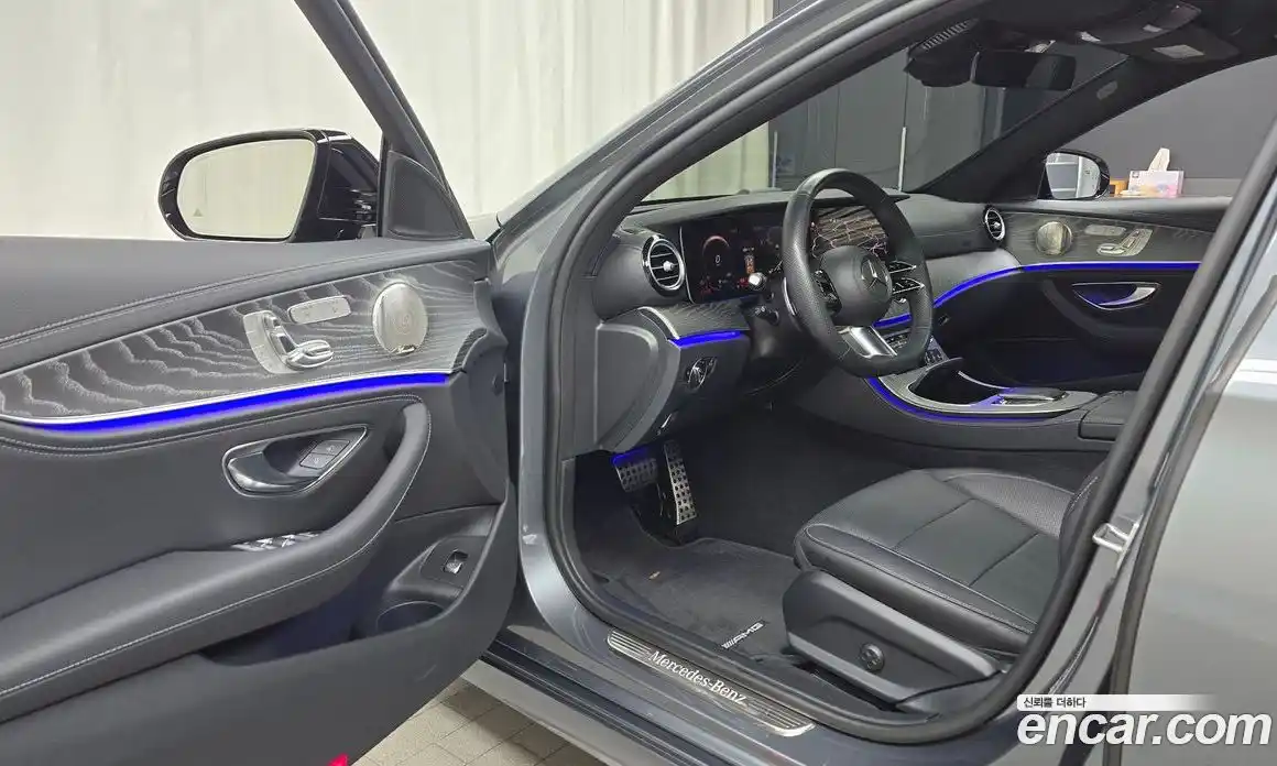 Mercedes-Benz E-Class 2023 2.0 Автомат в Москве № 218312, фото 20