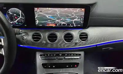 Mercedes-Benz E-Class 2023 2.0 Автомат в Москве № 218312, миниатюра 5