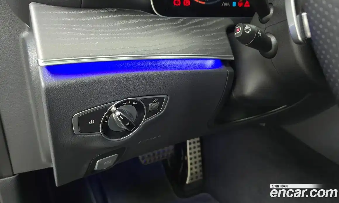 Mercedes-Benz E-Class 2023 2.0 Автомат в Москве № 218312, фото 9