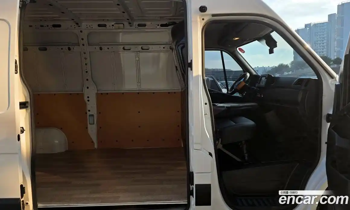 Renault Master 2020 2.3 Механическая в Москве № 222529, фото 18