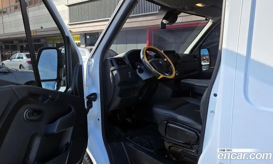 Renault Master 2020 2.3 Механическая в Москве № 222529, фото 20