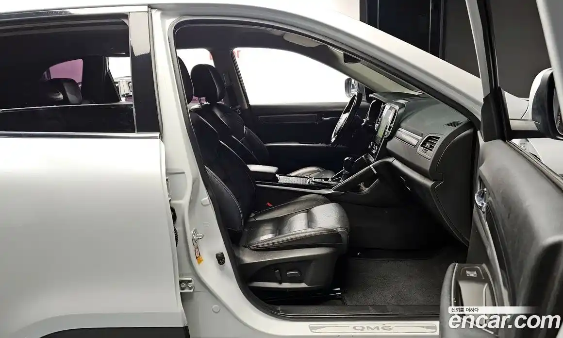 Renault QM6 2022 2.0 Автомат в Москве № 226541, фото 13