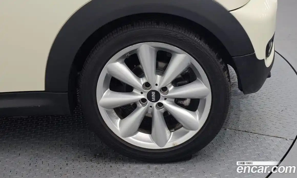 Mini Cooper Convertible 2015 1.6 Автомат в Москве № 226879, фото 19