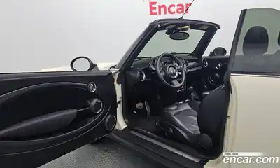 Mini Cooper Convertible 2015 1.6 Автомат в Москве № 226879, миниатюра 2