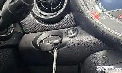 Mini Cooper Convertible 2015 1.6 Автомат в Москве № 226879, миниатюра 5