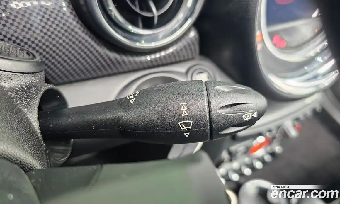 Mini Cooper Convertible 2015 1.6 Автомат в Москве № 226879, фото 7