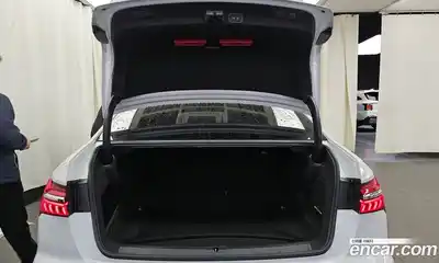 Audi A6 2020 2.0 Автомат в Москве № 229869, миниатюра 12