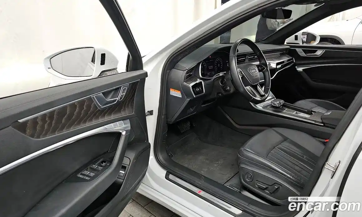 Audi A6 2020 2.0 Автомат в Москве № 229869, фото 17