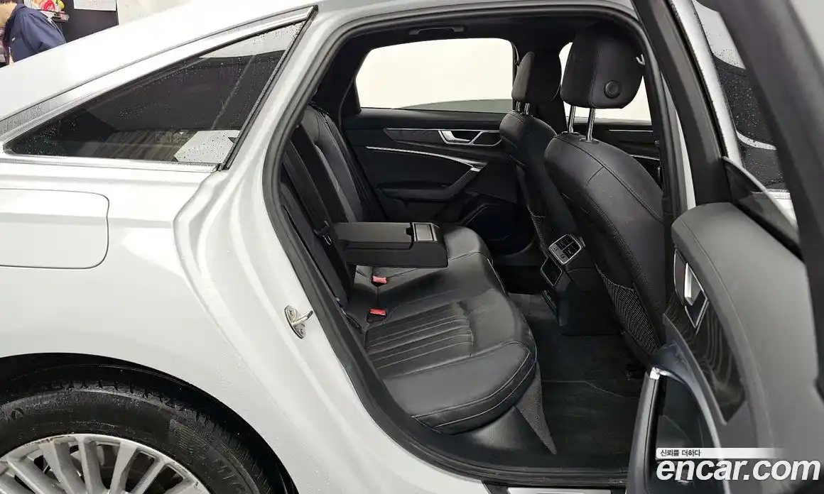 Audi A6 2020 2.0 Автомат в Москве № 229869, фото 18