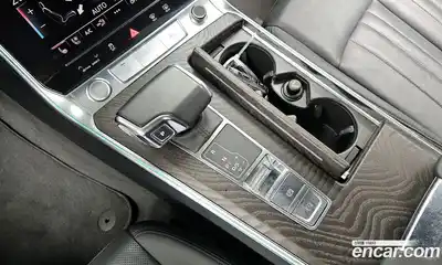 Audi A6 2020 2.0 Автомат в Москве № 229869, миниатюра 3