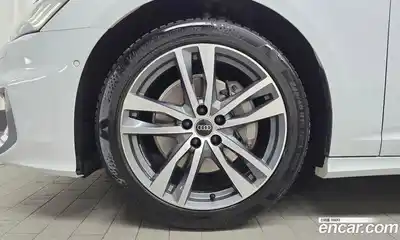 Audi A6 2023 2.0 Автомат в Москве № 230099, миниатюра 11