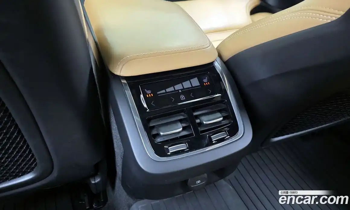 Volvo V60 2021 2.0 Автомат в Москве № 230492, фото 12