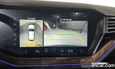 Volkswagen Touareg 2023 3.0 Автомат в Москве № 232115, миниатюра 9