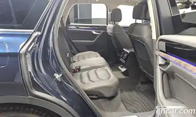 Volkswagen Touareg 2023 3.0 Автомат в Москве № 232115, миниатюра 10