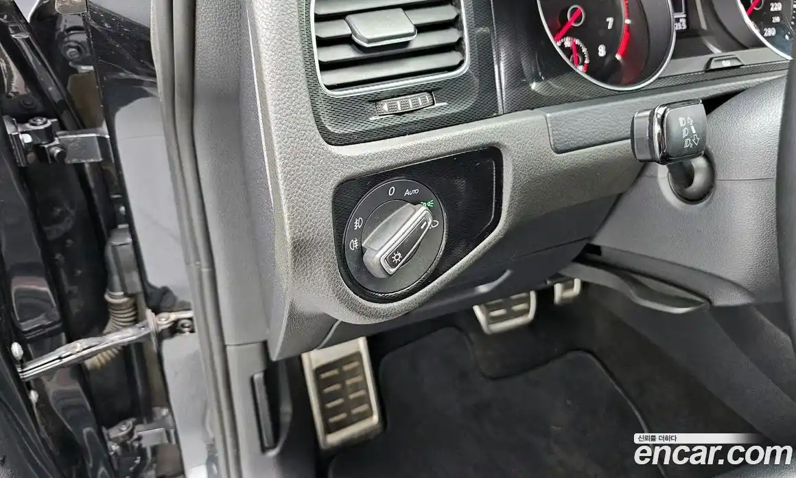 Volkswagen Golf 2014 2.0 Автомат в Москве № 232227, фото 5