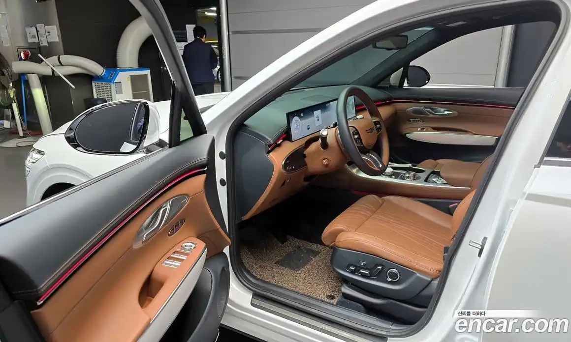 Genesis GV70 2025 2.5 Автомат в Москве № 23620, фото 4