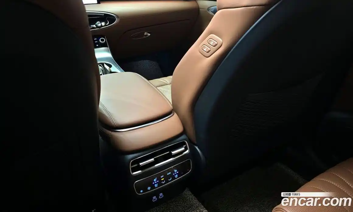 Genesis GV70 2025 2.5 Автомат в Москве № 23620, фото 10