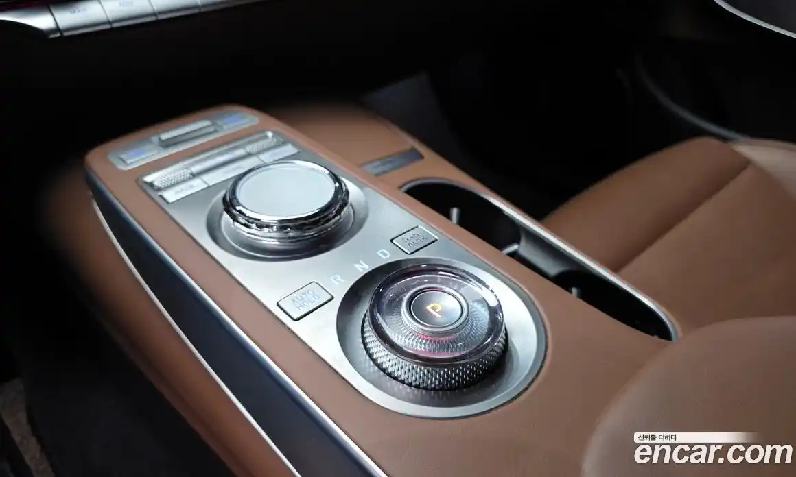 Genesis GV70 2022 2.5 Автомат в Москве № 24011, фото 18