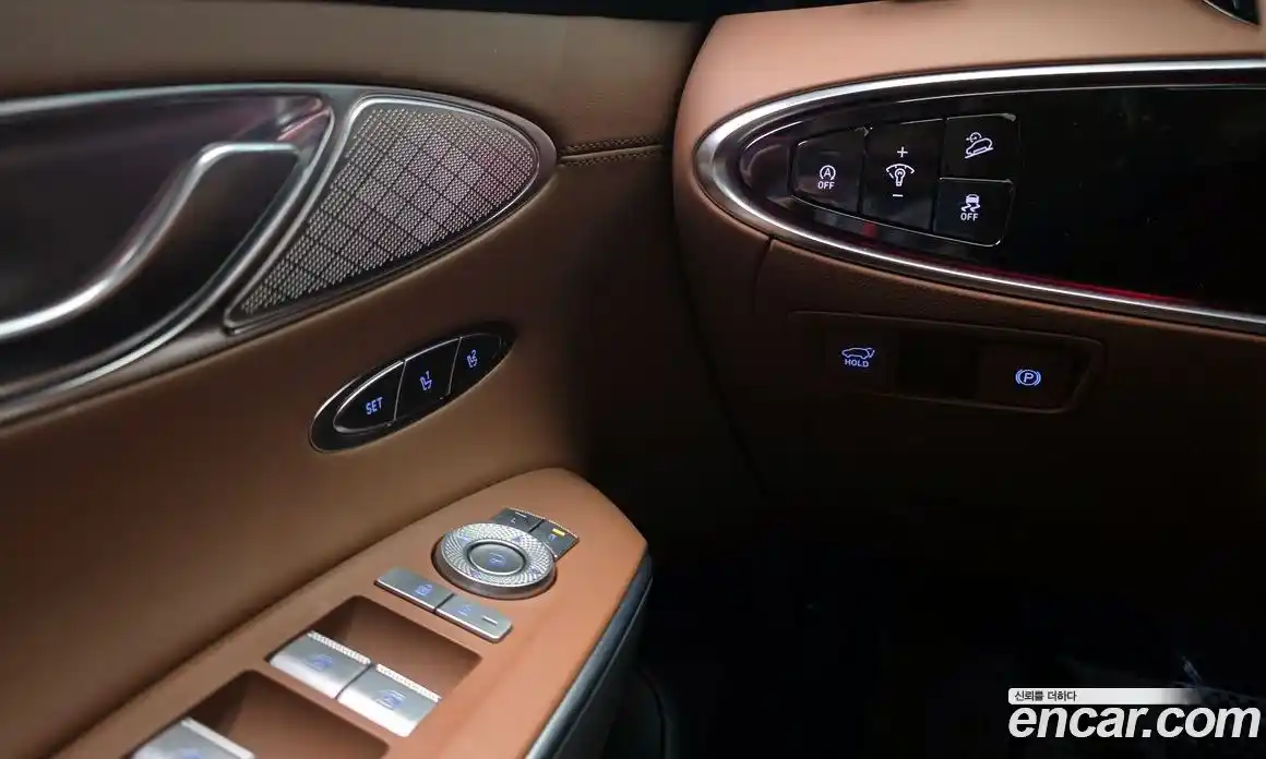 Genesis GV70 2022 2.5 Автомат в Москве № 24011, фото 10