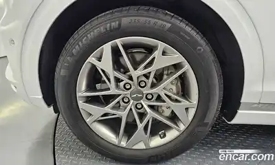 Genesis GV70 2023 2.5 Автомат в Москве № 24022, миниатюра 2