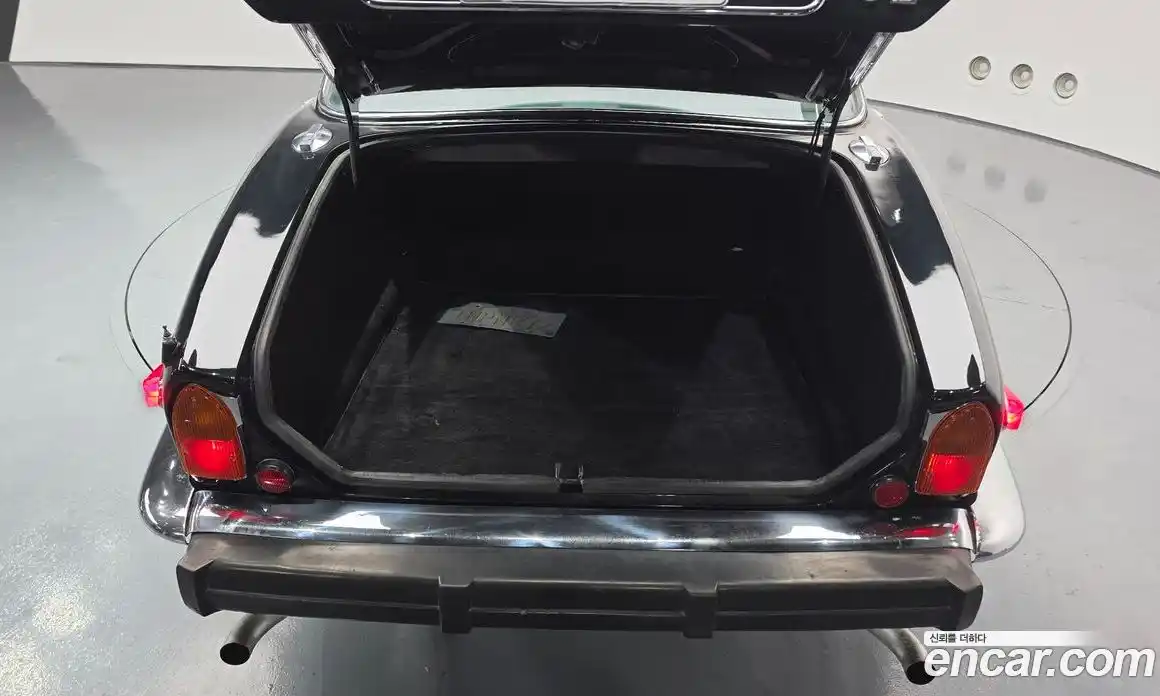 Jaguar XJ-6 2004 4.0 Автомат в Москве № 240369, фото 12