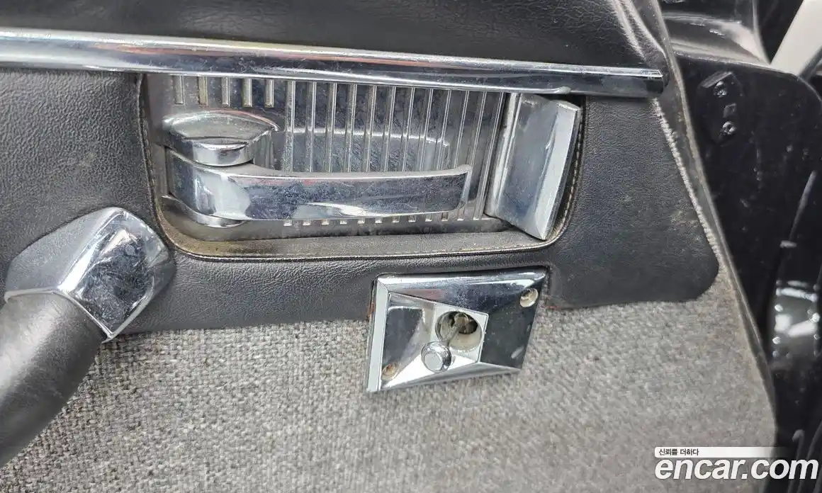 Jaguar XJ-6 2004 4.0 Автомат в Москве № 240369, фото 19