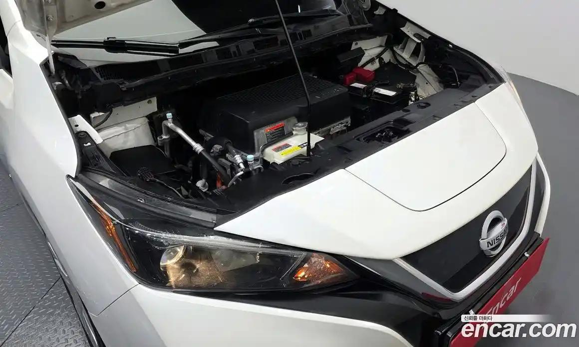 Nissan Leaf 2019 0.1 Автомат в Москве № 243248, фото 13