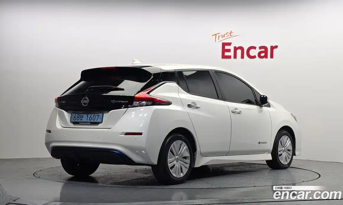 Nissan Leaf 2019 0.1 Автомат в Москве № 243248, фото 19