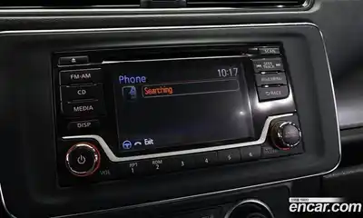 Nissan Leaf 2019 0.1 Автомат в Москве № 243248, миниатюра 4