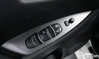 Nissan Leaf 2019 0.1 Автомат в Москве № 243248, миниатюра 5