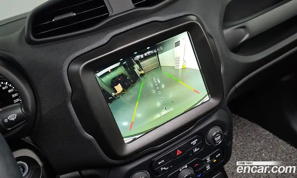 Jeep Renegade 2022 1.3 Автомат в Москве № 255283, фото 20