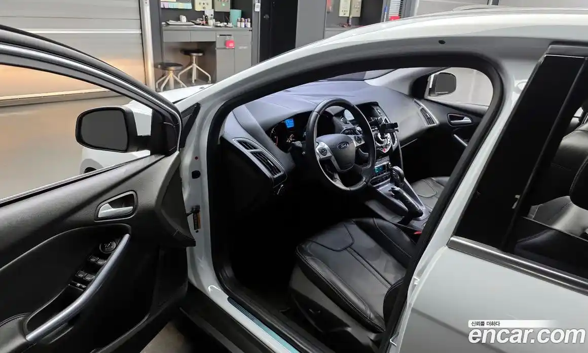 Ford Focus 2015 2.0 Автомат в Москве № 255528, фото 17